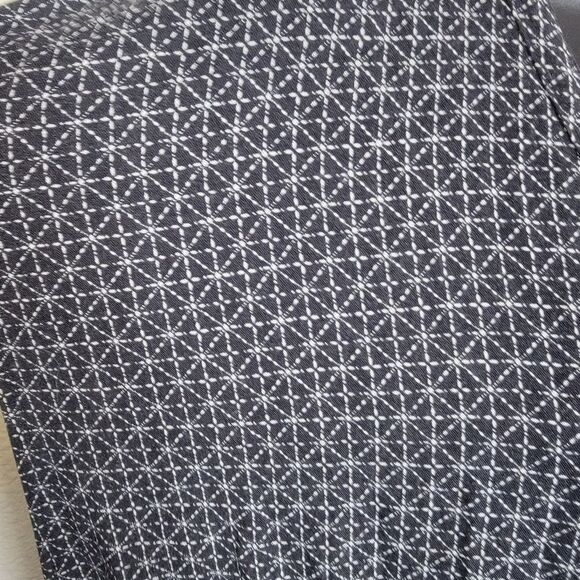 Torrid Border Print Challis Button Front Romper 6/6x - Picture 4 of 8